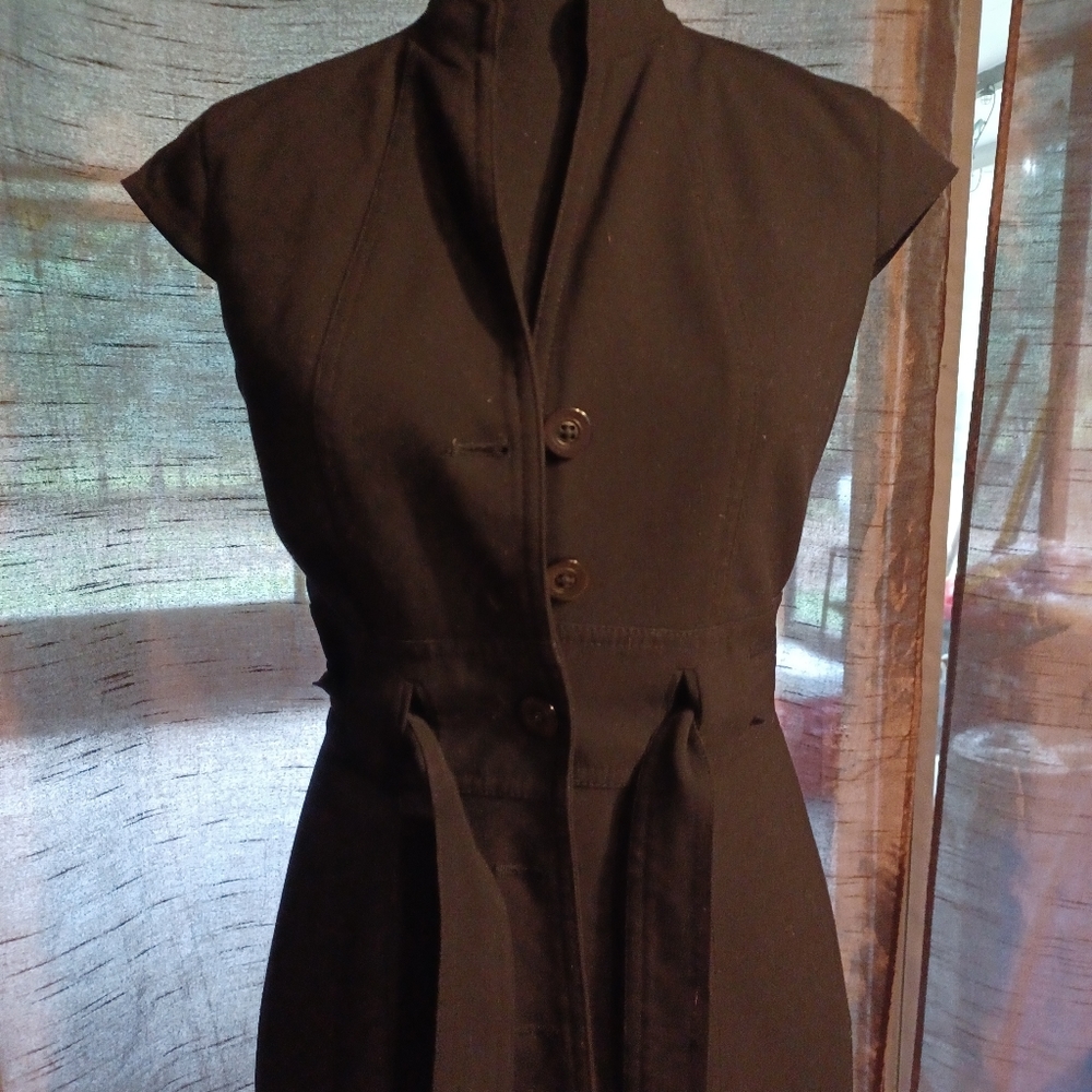 Dress - Picture 2 of 5